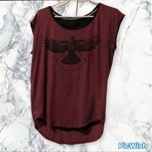 Women’s Scoop Neck Graphic Tee - Burgundy Mesh Back